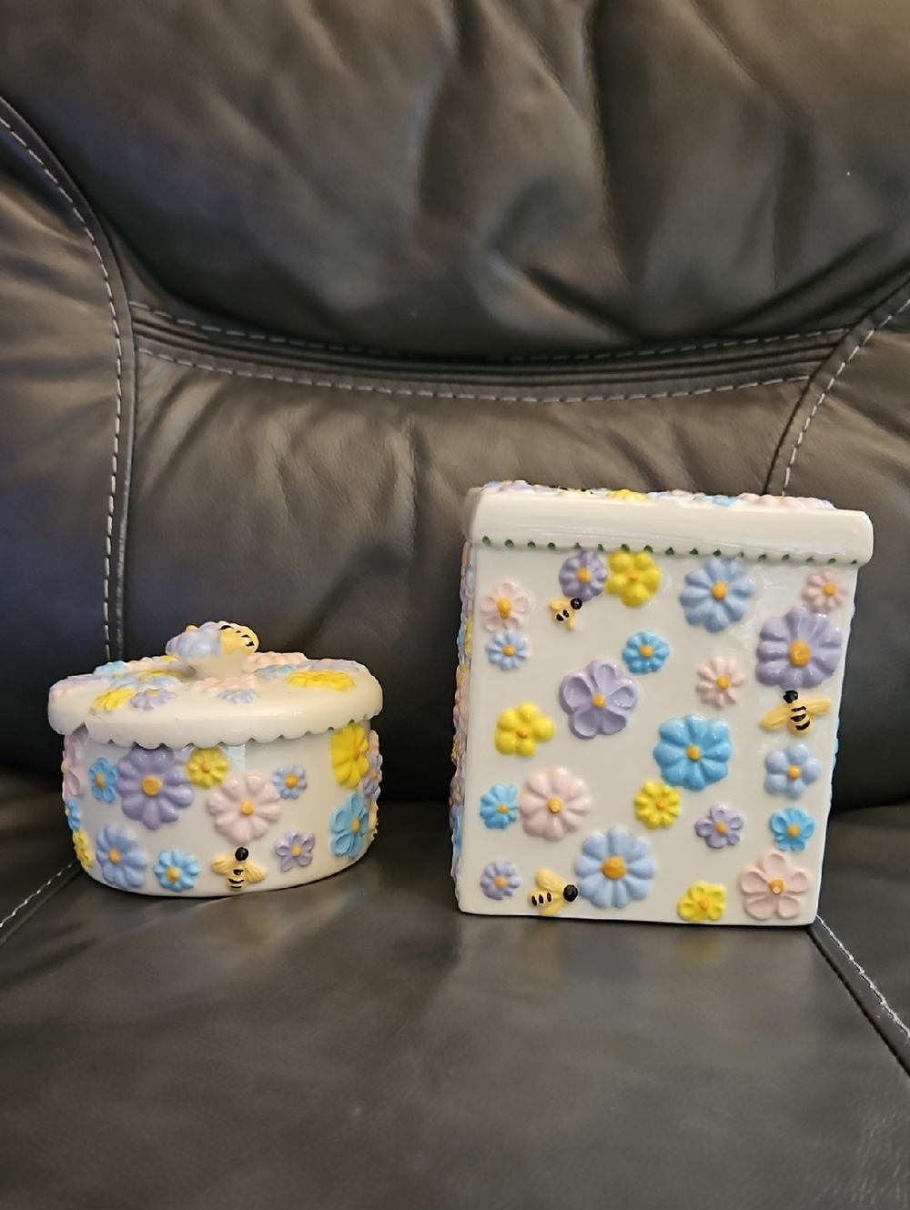 1978 Vintage Arnel's Ceramic Floral Canister Set with Pastel Flowers and Bees